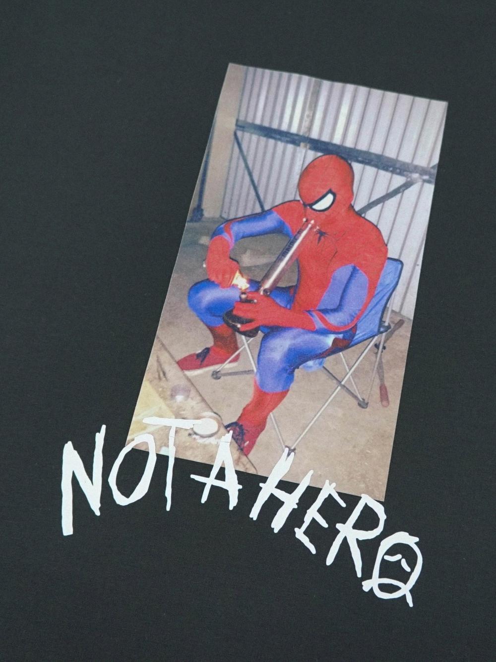 Unit: Футболка свободная "Not a hero II" черная