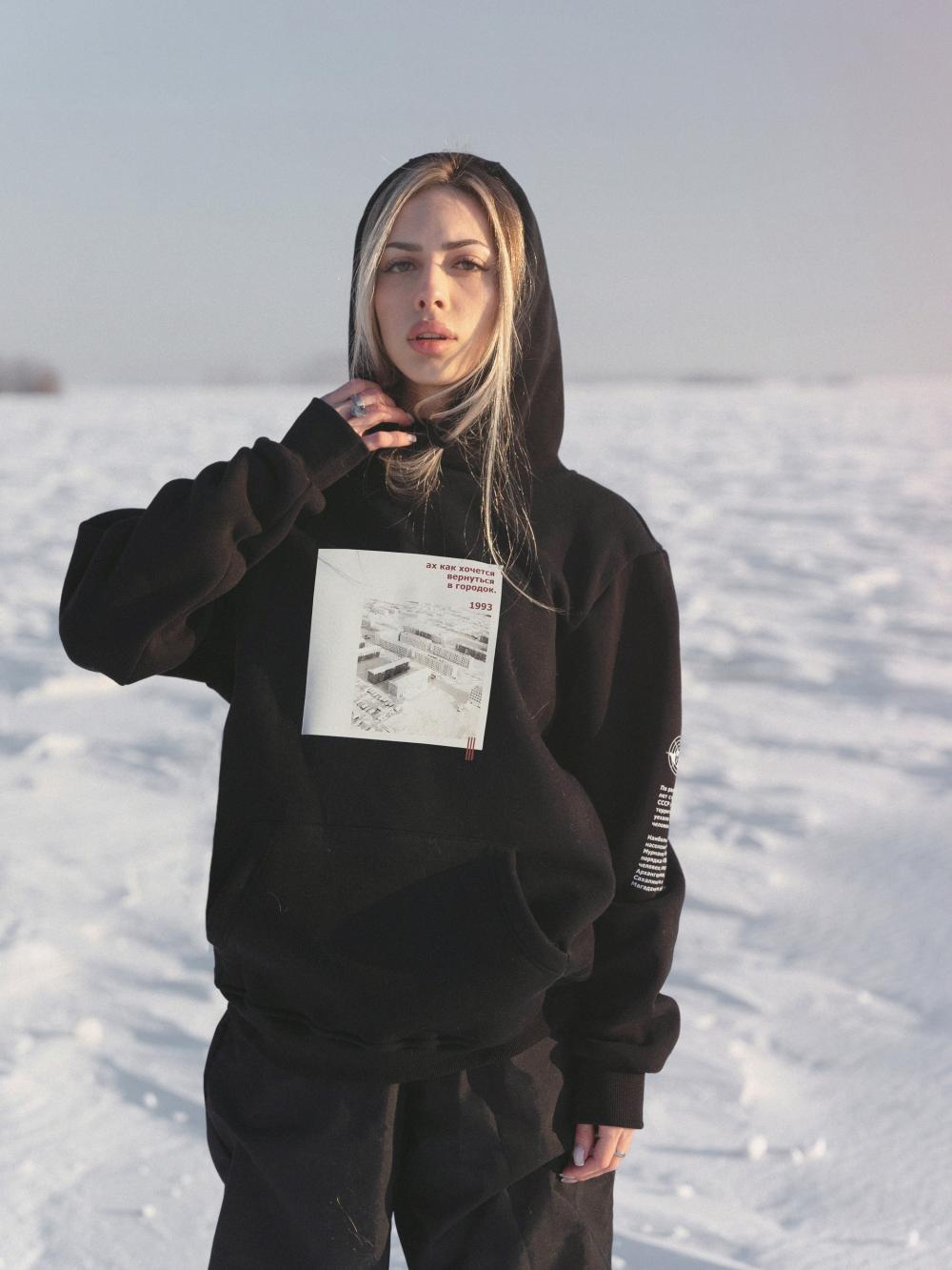 Худи "Городок" черное